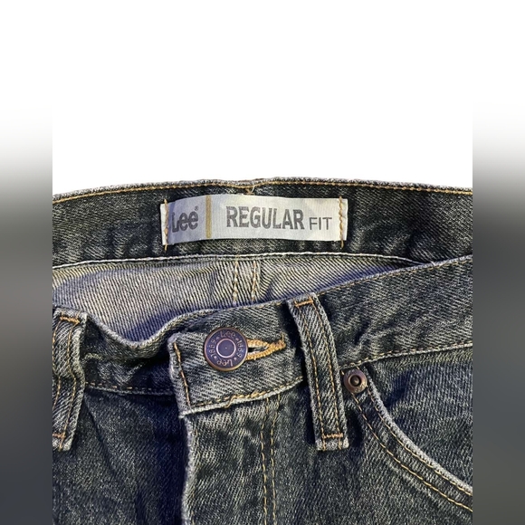 Lee's Men's Regular Fit Straight-Leg Dark Blue Jeans, Size 33X32 - Picture 7 of 7